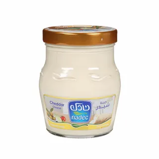 Nadec Cheddar Cheese Processed Spread, 500g