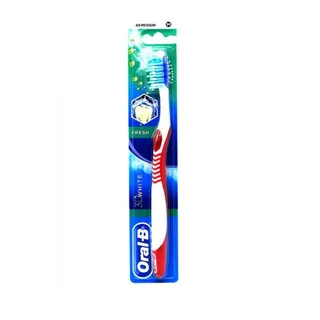 ORALB 3D FRESH ADVANTAGE 40 MEDIUM
